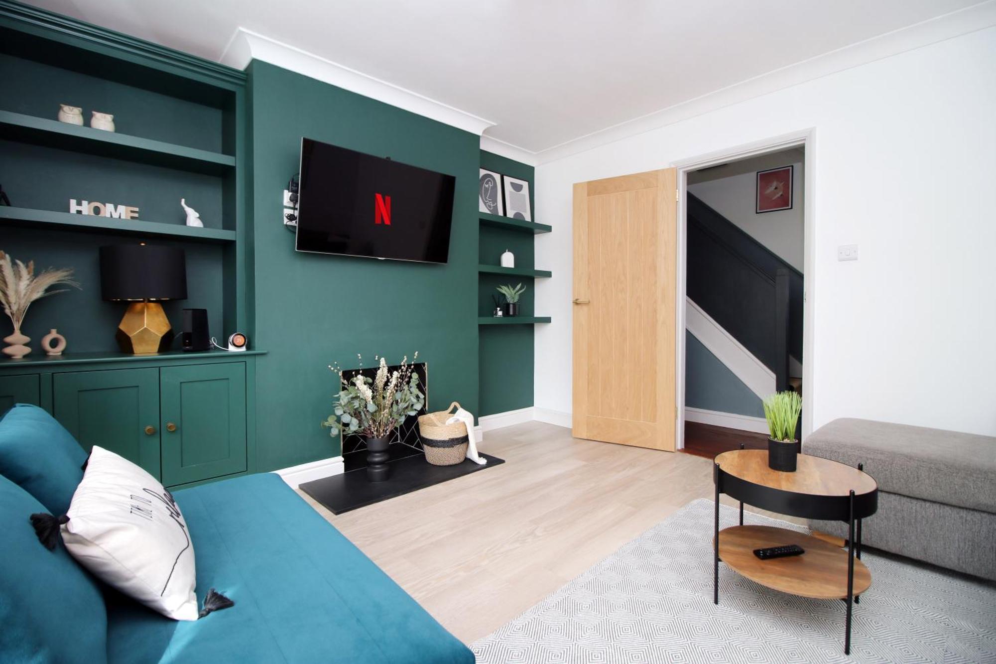 Stylish Home In Bath With Driveway Parking, 10Min From City Extérieur photo